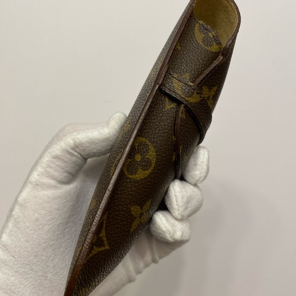 Louis Vuitton Etui Lunettes Monogram Canvas Glasses Case With Flap - Picture 5 of 10